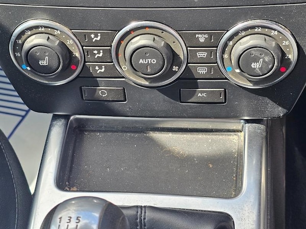 Used Land Rover Freelander 2 2013 for sale - 75246083: Photo 17