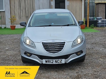 Used Chrysler Delta 2012 for sale - 79316575: Photo