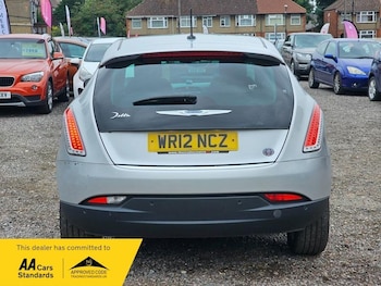 Used Chrysler Delta 2012 for sale - 79316575: Photo