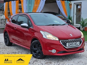 Used Peugeot 208 2015 for sale - 79145197: Photo