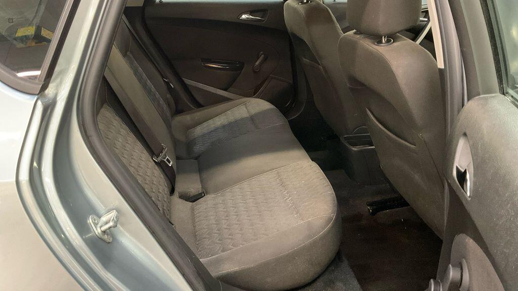 Used Vauxhall Astra 2013 for sale - 77411204: Photo 10