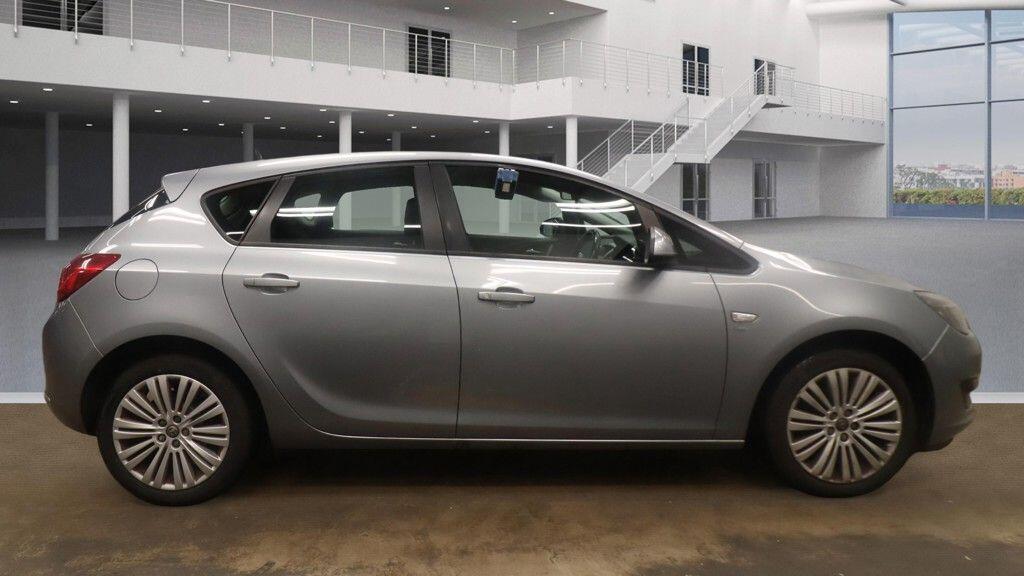 Used Vauxhall Astra 2013 for sale - 77411204: Photo 6