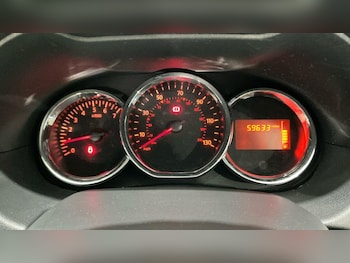 Used Dacia Duster 2016 for sale - 77637475: Photo