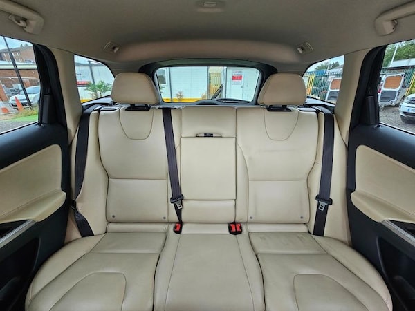 Used Volvo XC60 2014 for sale - 75060160: Photo 23