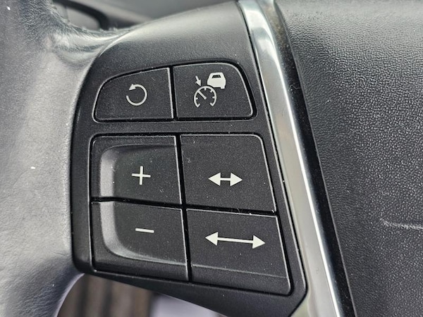 Used Volvo XC60 2014 for sale - 75060160: Photo 32
