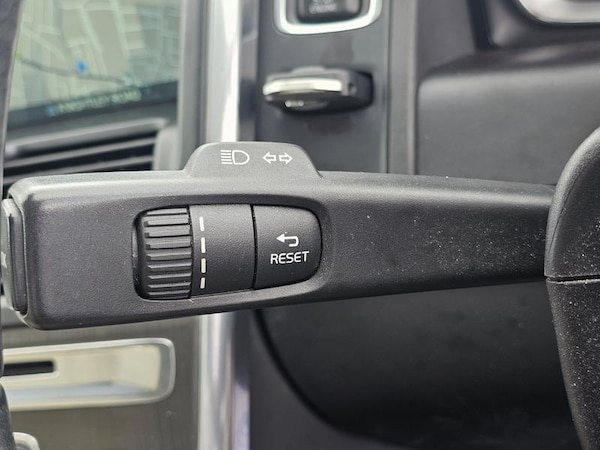 Used Volvo XC60 2014 for sale - 75060160: Photo 37