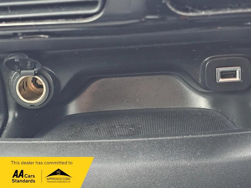 Used Citroen C4 Cactus for sale - 77671542: Photo 28