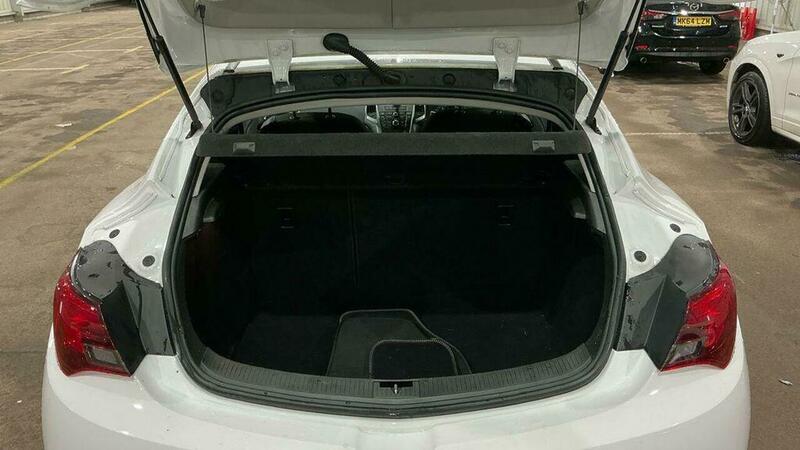 Used Vauxhall Astra GTC 2013 for sale - 77400625: Photo 14