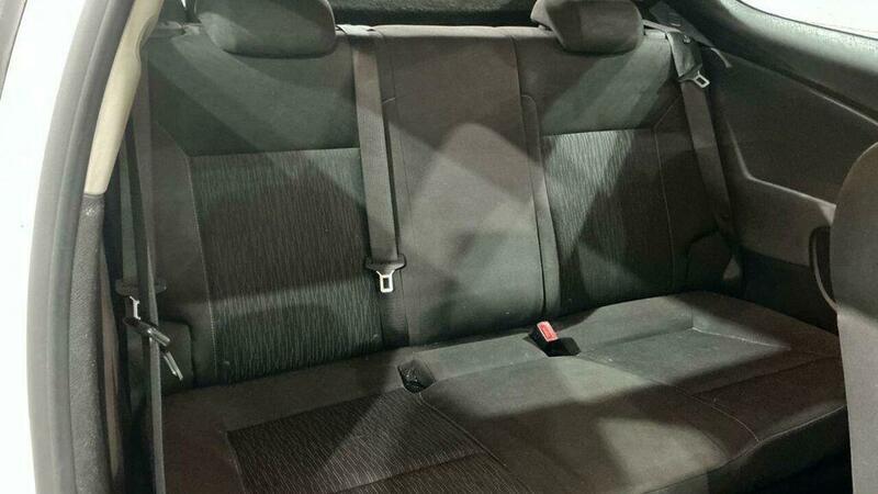 Used Vauxhall Astra GTC 2013 for sale - 77400625: Photo 15