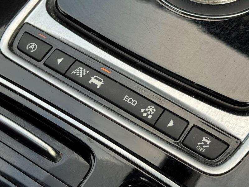 Used Jaguar F-Pace 2016 for sale - 76433005: Photo 32