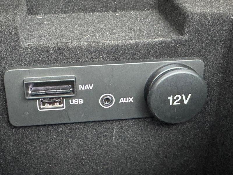 Used Jaguar F-Pace 2016 for sale - 76433005: Photo 49