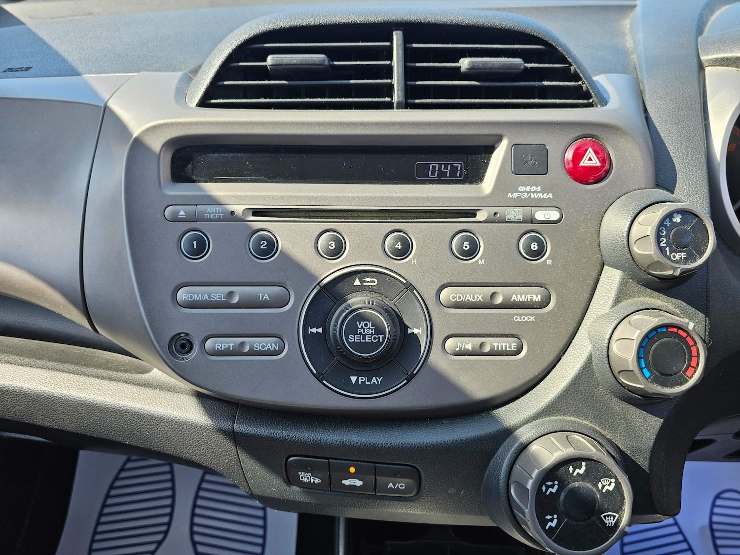 Vehicle 29