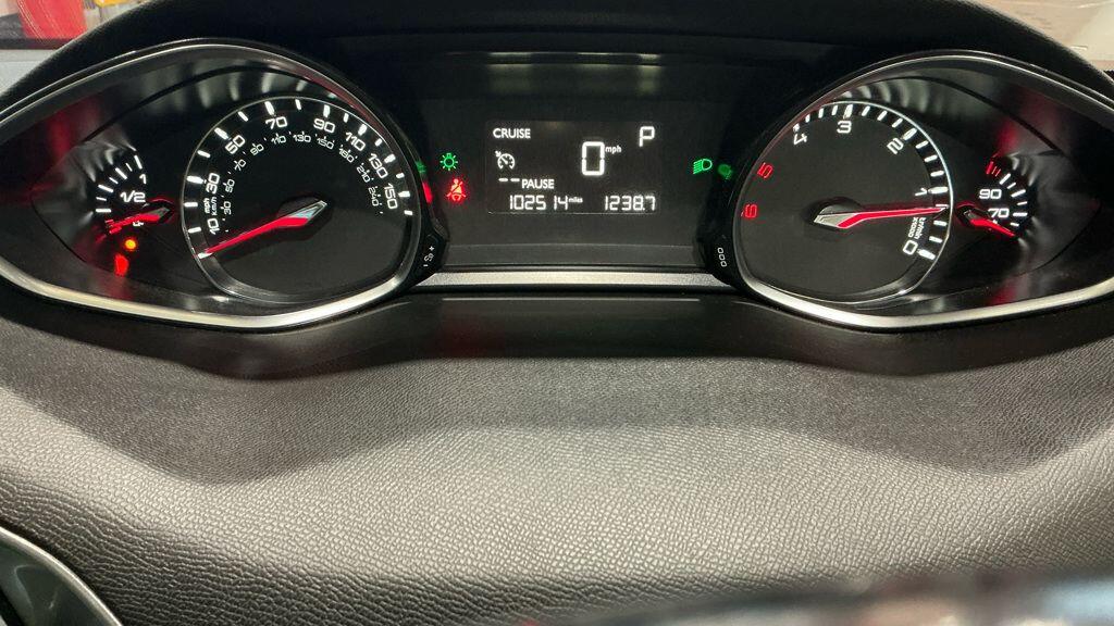 Used Peugeot 308 for sale - 77626079: Photo 10