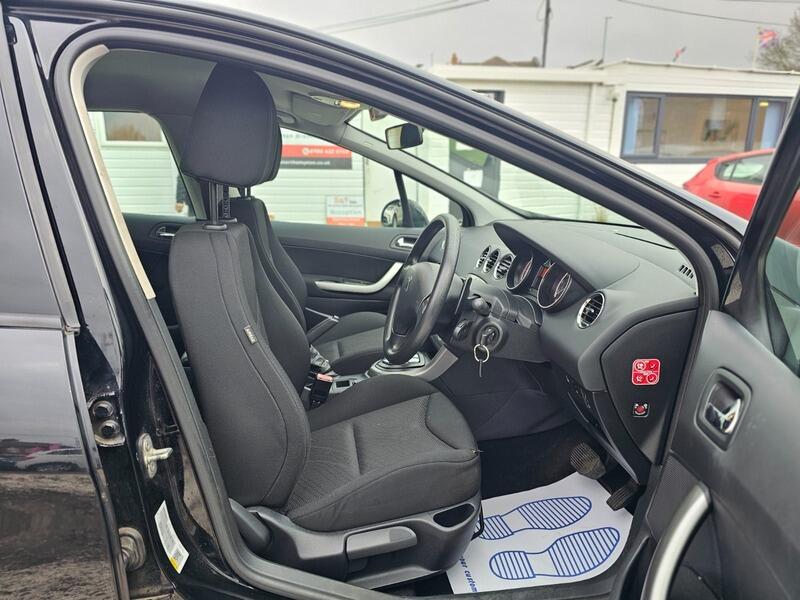 Used Peugeot 308 2013 for sale - 77559627: Photo 10