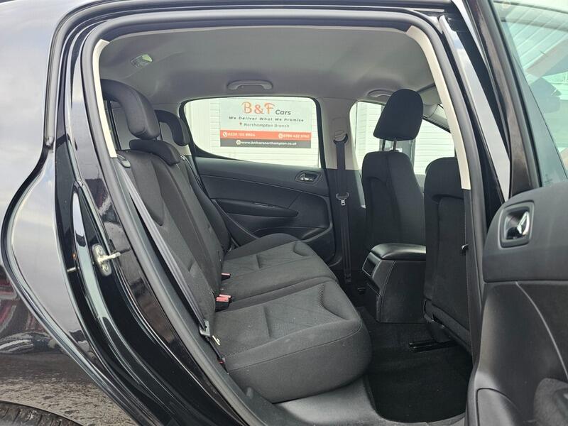 Used Peugeot 308 2013 for sale - 77559627: Photo 11