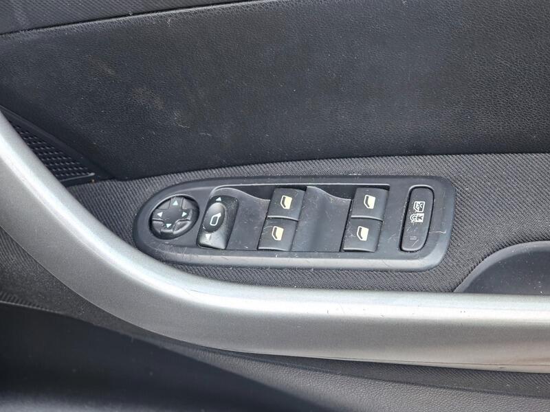 Used Peugeot 308 2013 for sale - 77559627: Photo 28