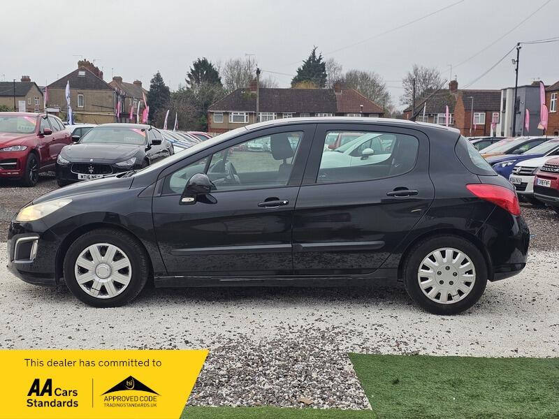 Used Peugeot 308 2013 for sale - 77559627: Photo 7