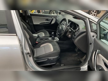 Used Kia Ceed 2017 for sale - 78475370: Photo