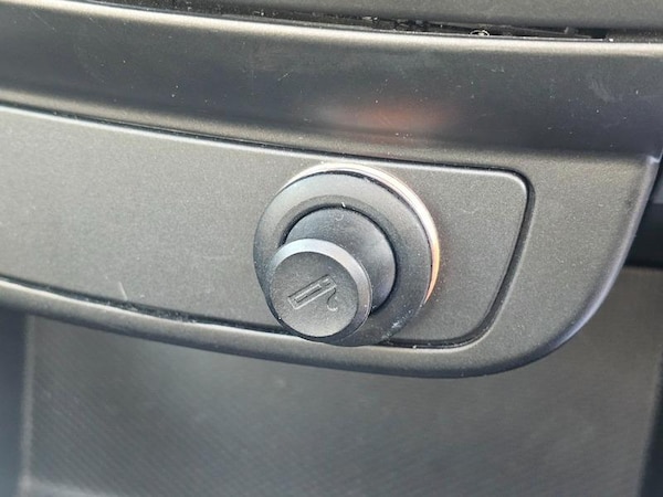 Used Ssangyong Korando 2012 for sale - 75258149: Photo 32