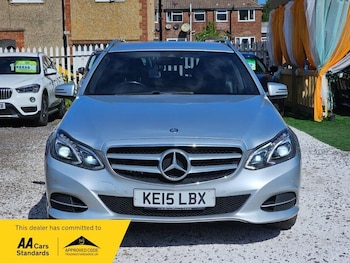 Used Mercedes-Benz E Class 2015 for sale - 78586674: Photo