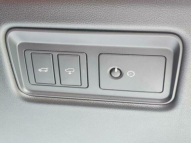 Used Land Rover Range Rover Sport 2015 for sale - 76781823: Photo 26