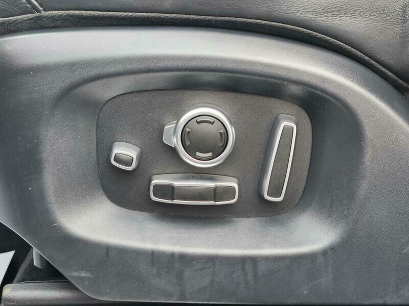 Used Land Rover Range Rover Sport 2015 for sale - 76781823: Photo 32