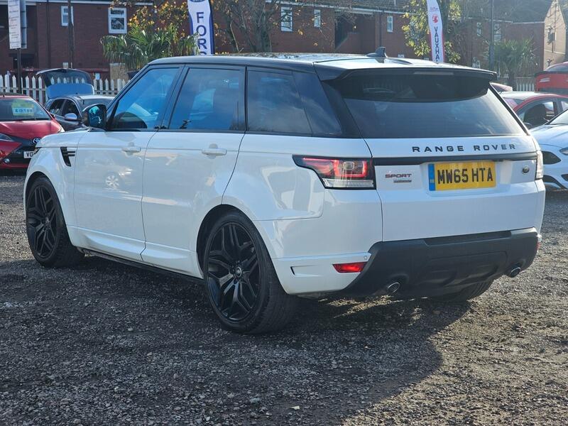 Used Land Rover Range Rover Sport 2015 for sale - 76781823: Photo 8