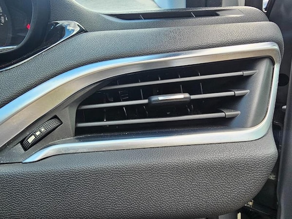 Used Peugeot 208 2014 for sale - 74554190: Photo 24