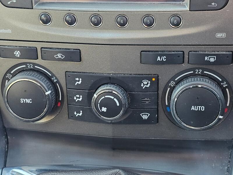 Used Vauxhall Antara 2013 for sale - 76988462: Photo 26