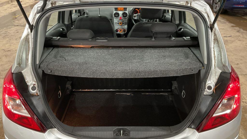 Used Vauxhall Corsa 2012 for sale - 77637569: Photo 11