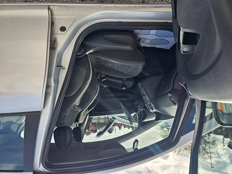 Used Vauxhall Corsa 2012 for sale - 77637569: Photo 12