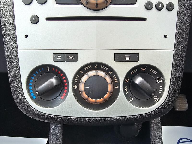 Used Vauxhall Corsa 2012 for sale - 77637569: Photo 24