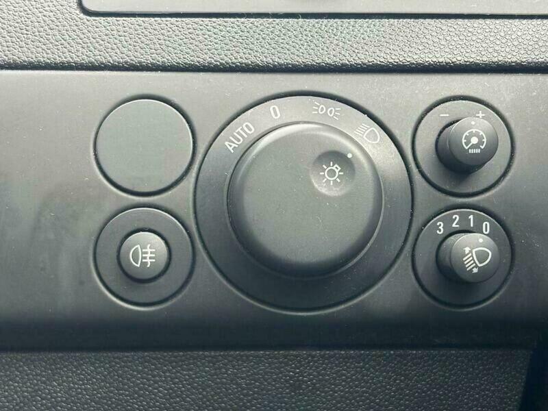 Used Vauxhall Astra 2011 for sale - 76995401: Photo 18