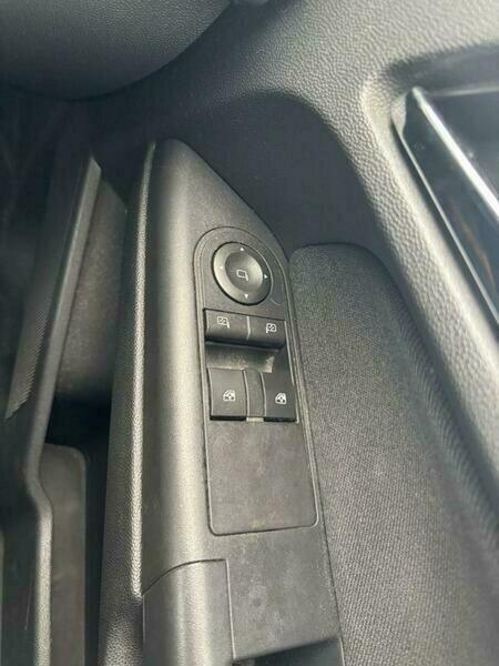 Used Vauxhall Astra 2011 for sale - 76995401: Photo 19