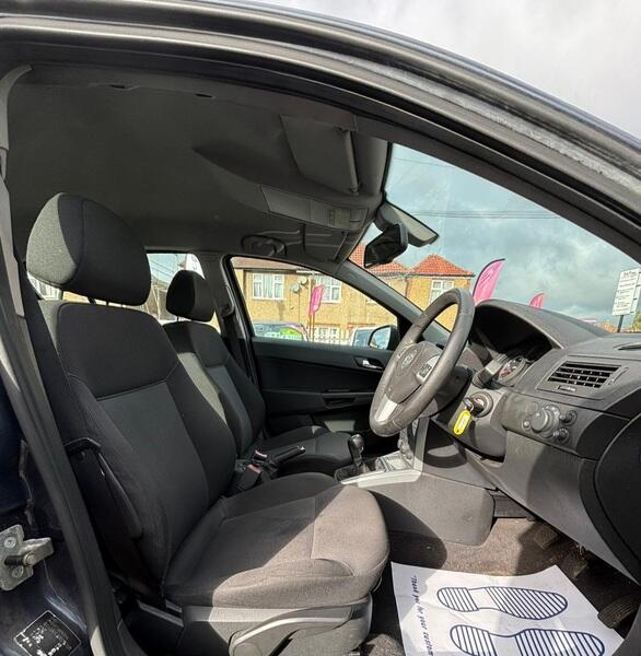 Used Vauxhall Astra 2011 for sale - 76995401: Photo 22