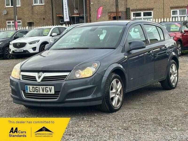 Used Vauxhall Astra 2011 for sale - 76995401: Photo 3