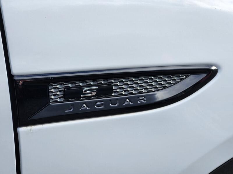 Used Jaguar E-Pace 2017 for sale - 76361086: Photo 55