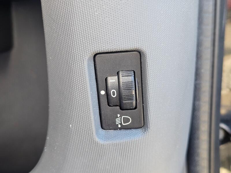 Used Peugeot 107 2008 for sale - 77215010: Photo 22