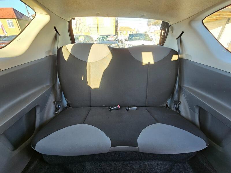 Used Peugeot 107 2008 for sale - 77215010: Photo 9