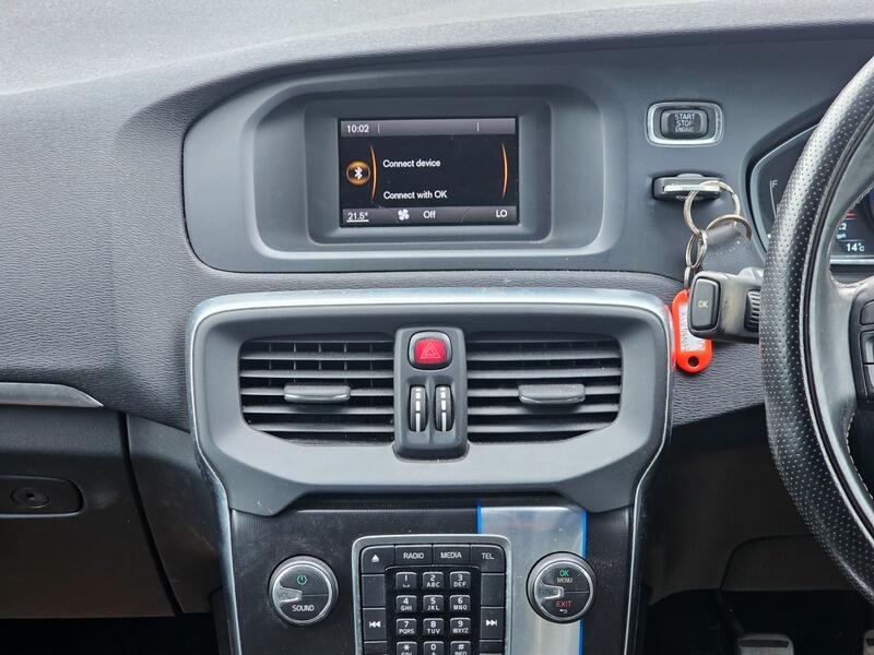 Used Volvo V40 2014 for sale - 76043341: Photo 11