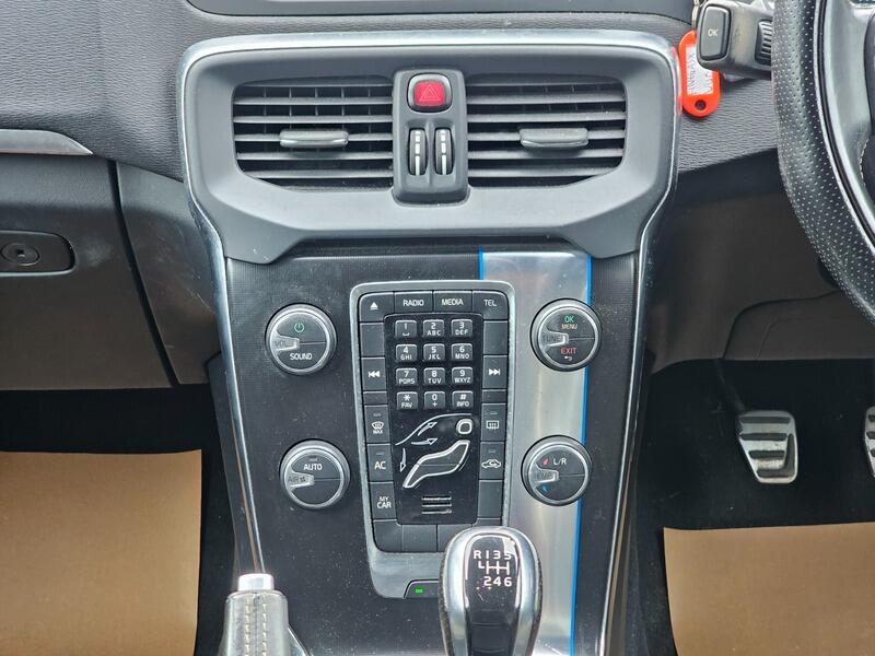Used Volvo V40 2014 for sale - 76043341: Photo 12