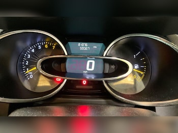 Used Renault Clio 2015 for sale - 78307147: Photo