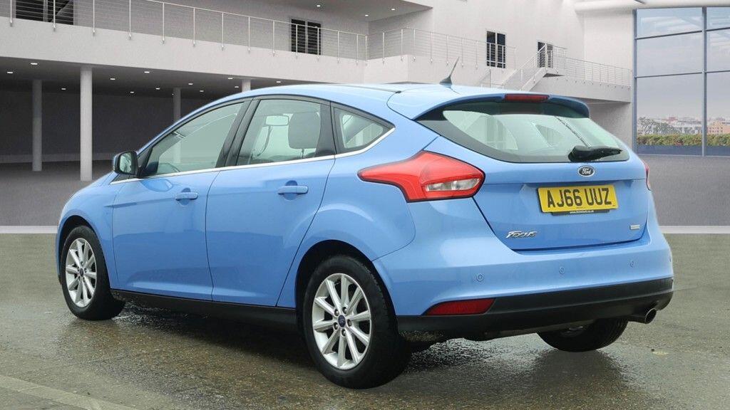 Used Ford Focus 2017 for sale - 77940484: Photo 4