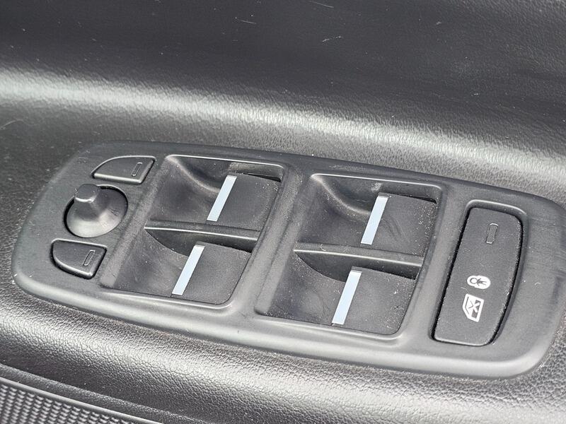 Used Jaguar XE 2016 for sale - 76729074: Photo 22