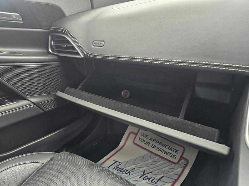 Used Jaguar XE 2016 for sale - 76729074: Photo 40