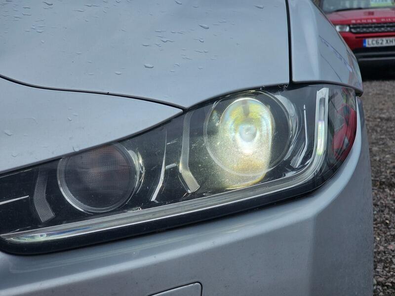 Used Jaguar XE 2016 for sale - 76729074: Photo 43