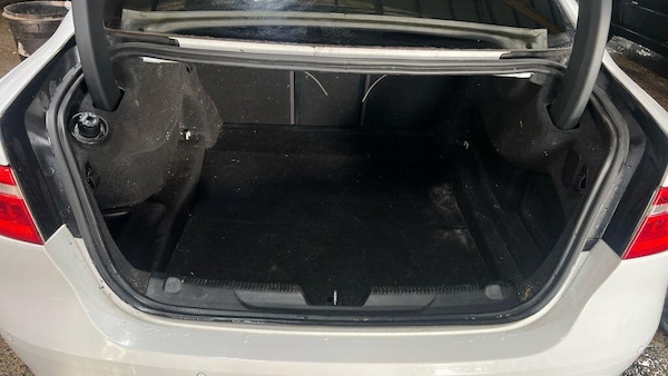 Used Jaguar XE 2016 for sale - 76246573: Photo 10