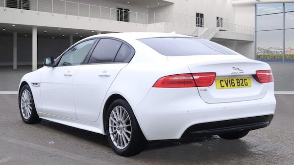 Used Jaguar XE 2016 for sale - 76246573: Photo 5