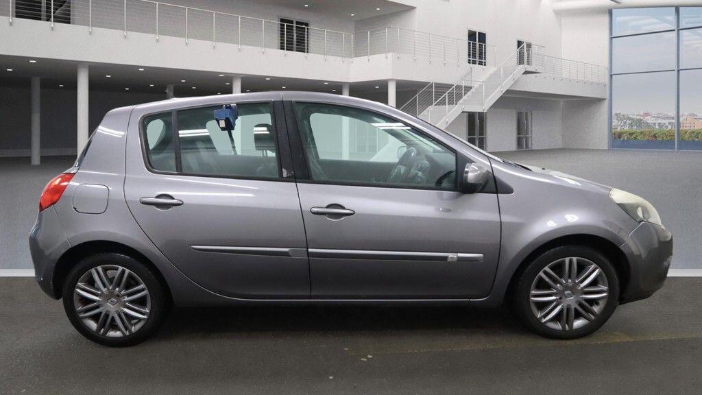 Used Renault Clio for sale - 77215595: Photo 6