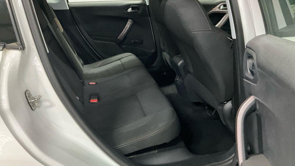 Used Peugeot 2008 2016 for sale - 77510471: Photo 6